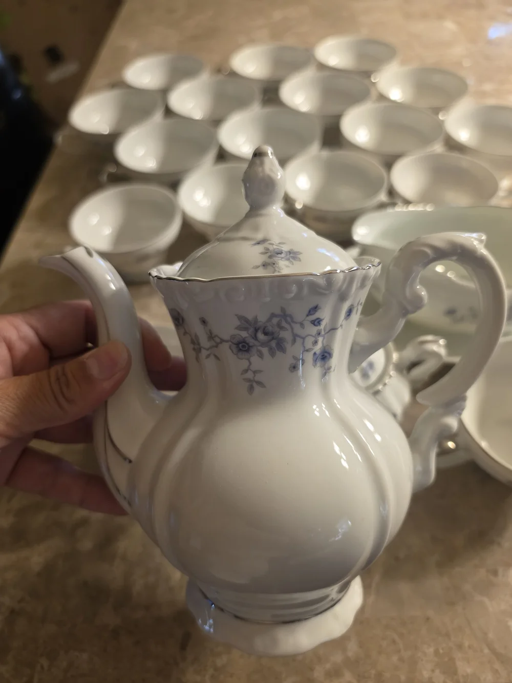 Elegant White Porcelain Tea Set with Blue Floral Accents 20 Pieces